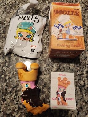 Pop Mart Molly Baking Time Carb Lover Series Blind Box Figure Elegant Waffle